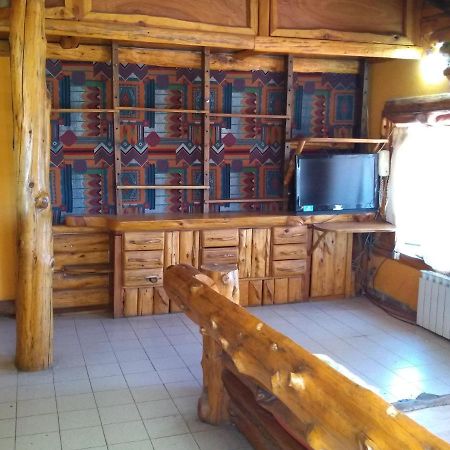 Wood House Hostel San Carlos de Bariloche Luaran gambar