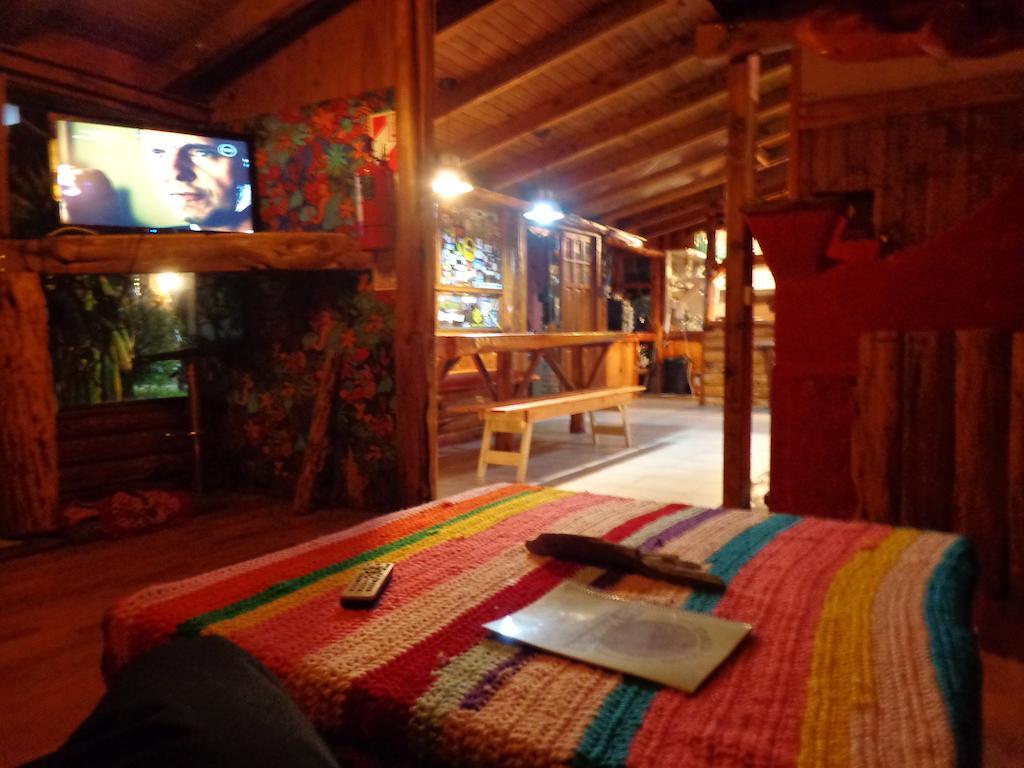 Wood House Hostel San Carlos de Bariloche Luaran gambar