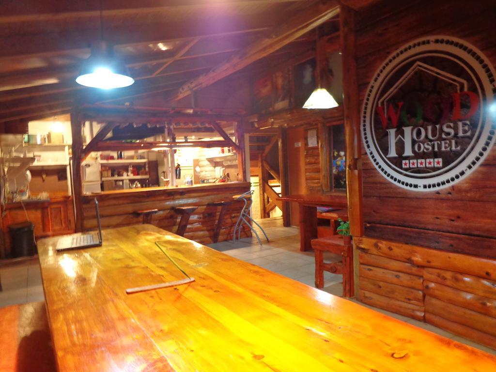 Wood House Hostel San Carlos de Bariloche Luaran gambar
