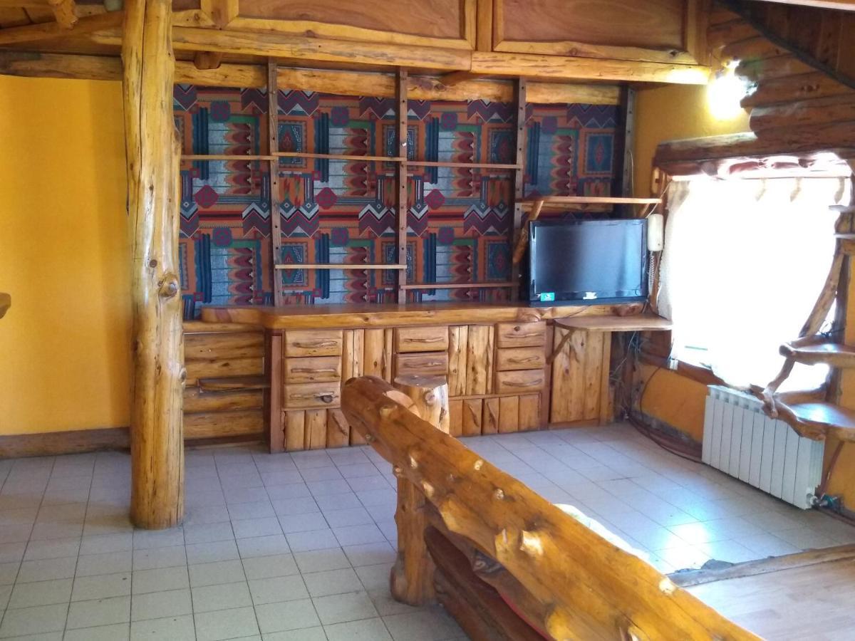 Wood House Hostel San Carlos de Bariloche Luaran gambar