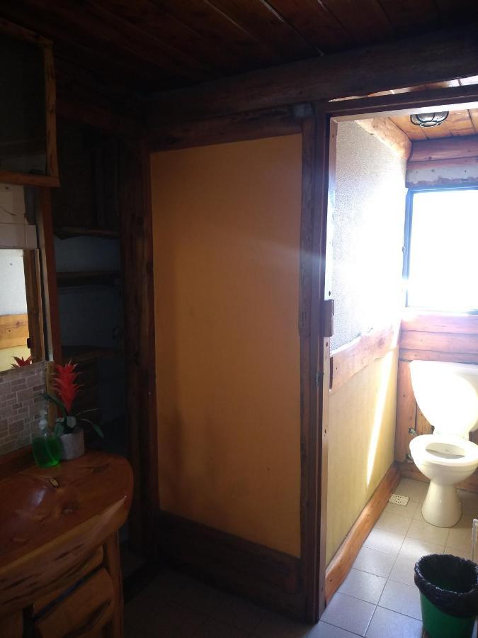 Wood House Hostel San Carlos de Bariloche Luaran gambar