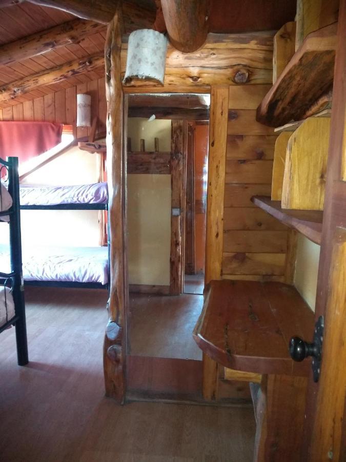 Wood House Hostel San Carlos de Bariloche Luaran gambar