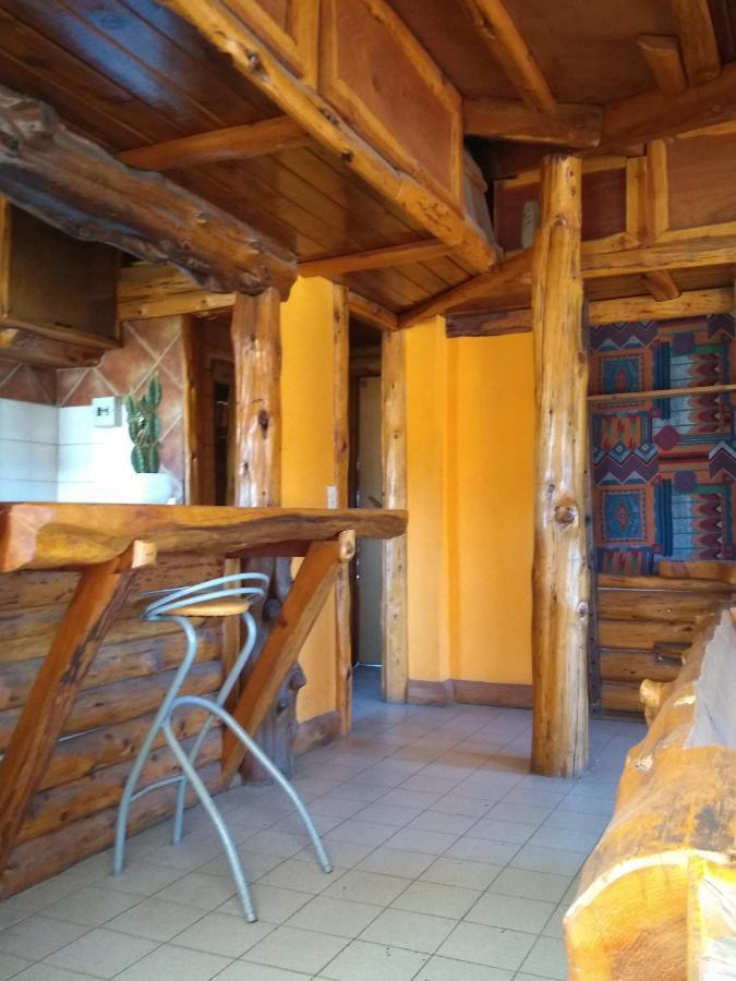 Wood House Hostel San Carlos de Bariloche Luaran gambar