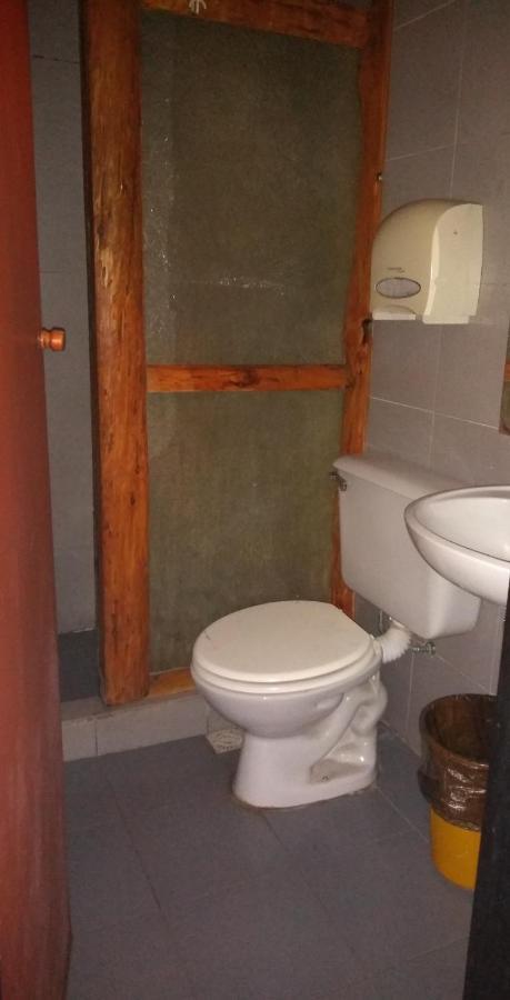 Wood House Hostel San Carlos de Bariloche Luaran gambar