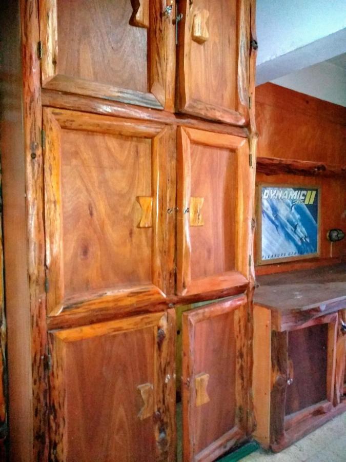 Wood House Hostel San Carlos de Bariloche Luaran gambar