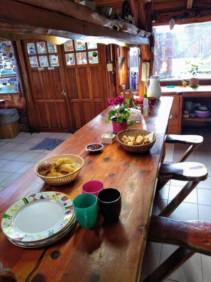 Wood House Hostel San Carlos de Bariloche Luaran gambar